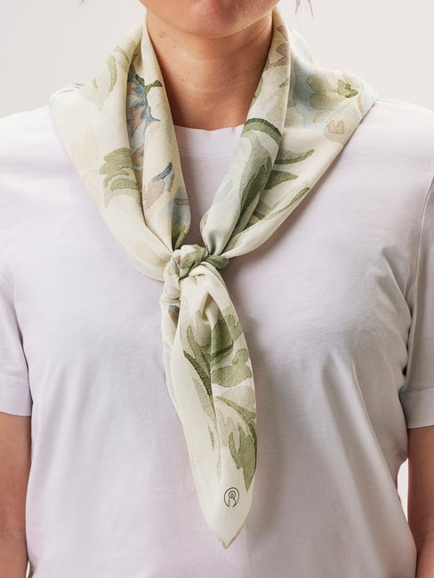 Hortensia Scarf 80x80