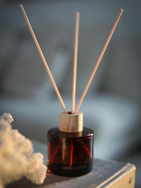 Dahlia Garden Doftpinnar